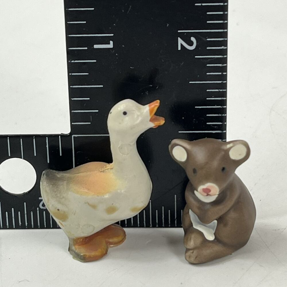 Vintage Plastic Figurine Lot 1960–70s St Labre Indian Magnet Frogs Cow Duck 8 Pc - Picture 10 of 14